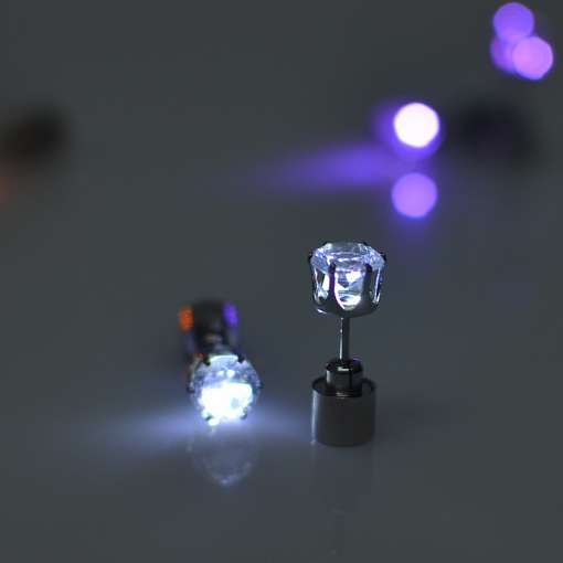 LED tulega täppkõrvarõngad - 20 paari komplektis