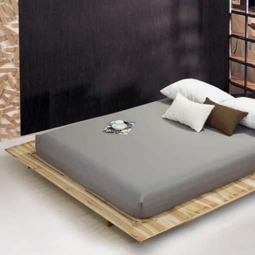 Soliidsetes värvides madratsi ümber kinnitatavad voodilinad